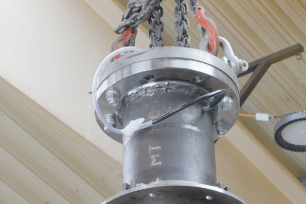 valve, flange, industrial, metallic, chain hoist connection