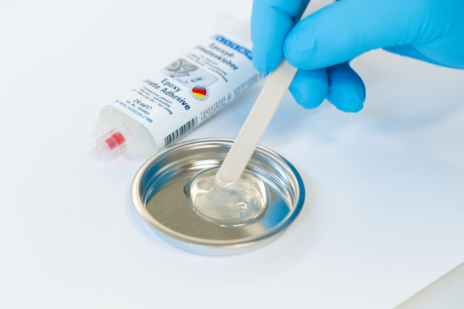 Epoxy Minute Adhesive
