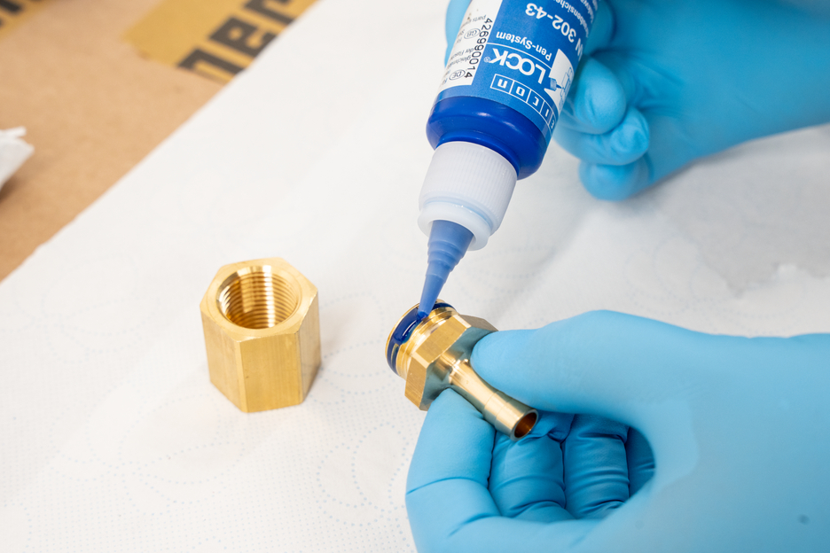 WEICONLOCK® AN 302-43 나사고정제 | 중간 강도, 높은 점도, 음용수 승인