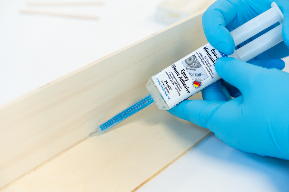 Epoxy Minute Adhesive